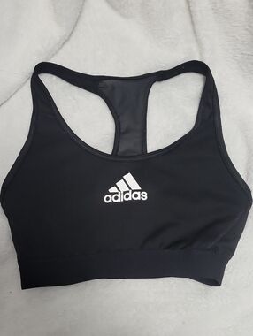 5/$20**Adidas XS Black With Mesh On Back Sports Bra